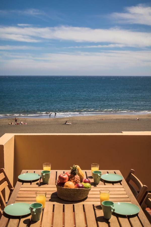 Ocean View Penthouse Apartment Gran Tarajal Bagian luar foto
